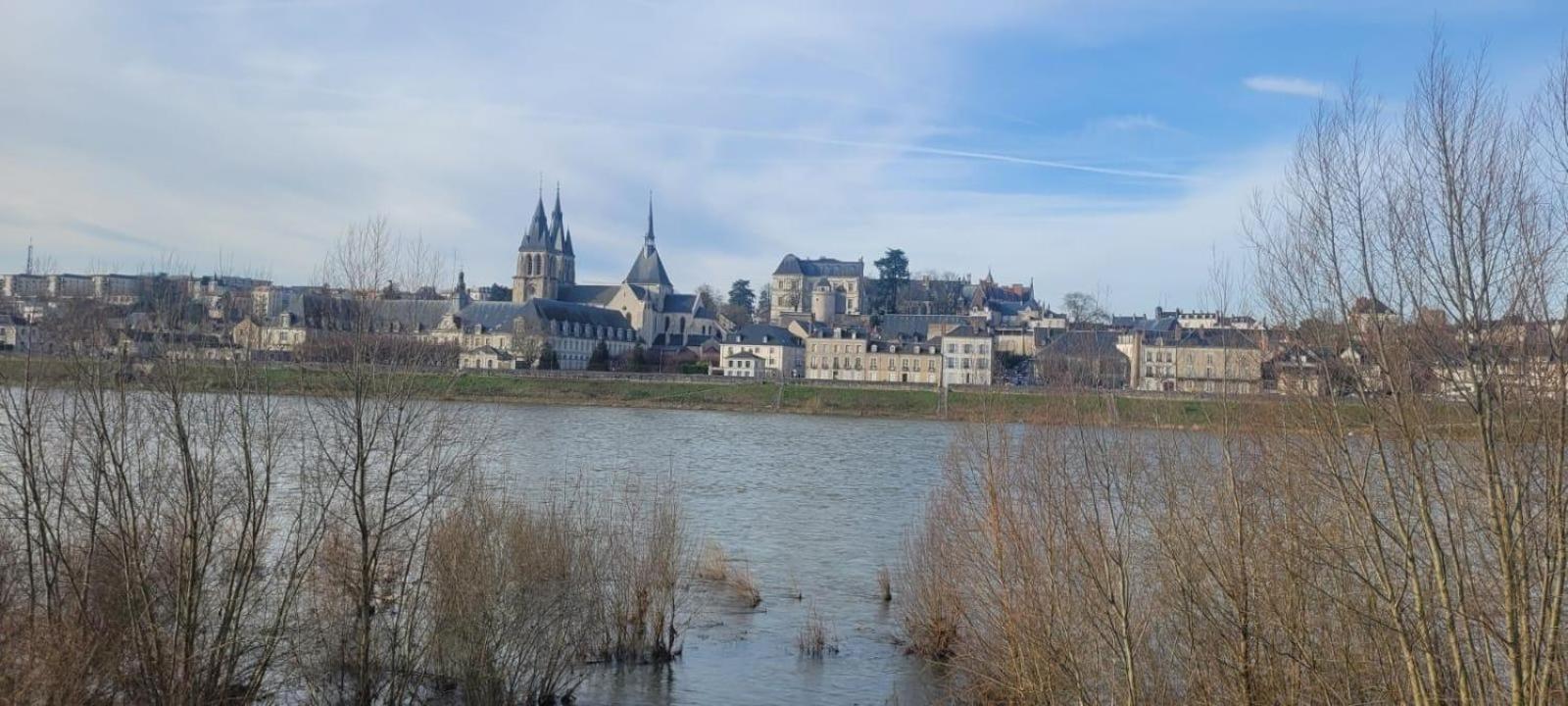 Appartement Avec Vue Sur Loire Blois Exteriér fotografie